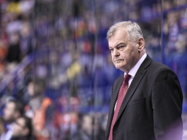 Šampionát vo Fínsku sleduje aj bývalý tréner reprezentácie Vladimír Vůjtek